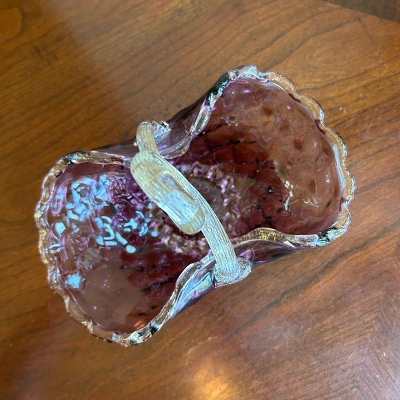 Vintage Murano glass basket purple with gold speck handle - Picture 5 of 5